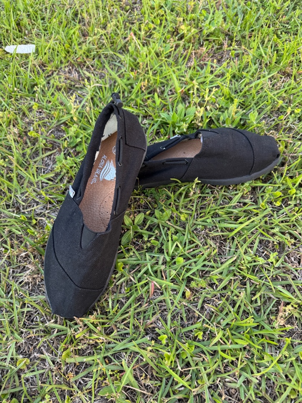 Aloha Island Black Canvas Slip-On Loafers for Women Size 9 Like New Lightweight - Picture 3 of 6